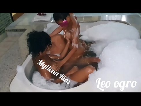 Sortudo com duas amigas novinha no hotel,Myllena-rios e Ana Clara Bintencourt