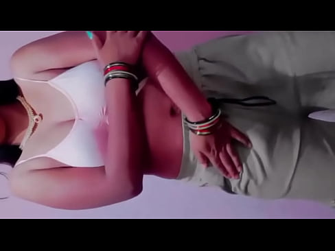 Desi Indian tight pussy women first time fucking in outdoor