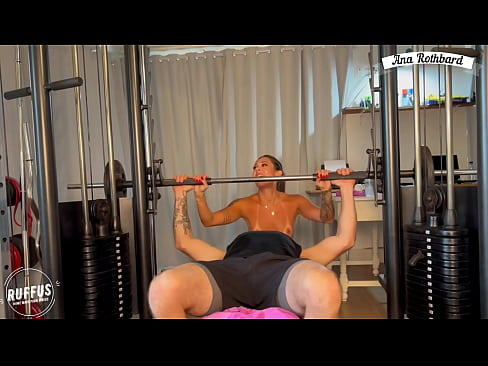 Nosso treino na academia terminou em sexo muito gostoso – Ana Rothbard